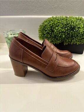Classic Brown Leather Block Heel Loafers for Women